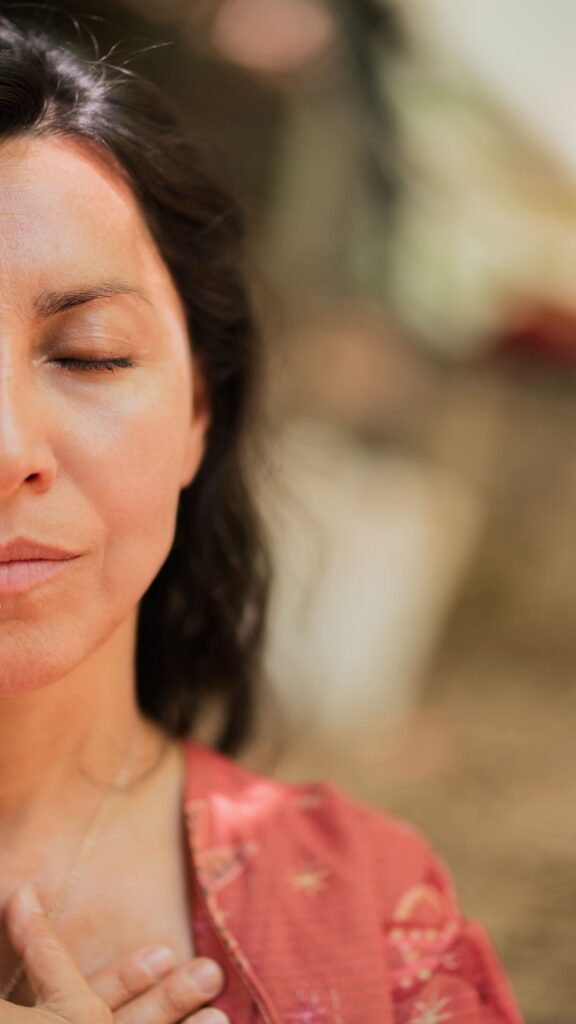 Facilitadores Sadhana Sol Deva Nita 2026