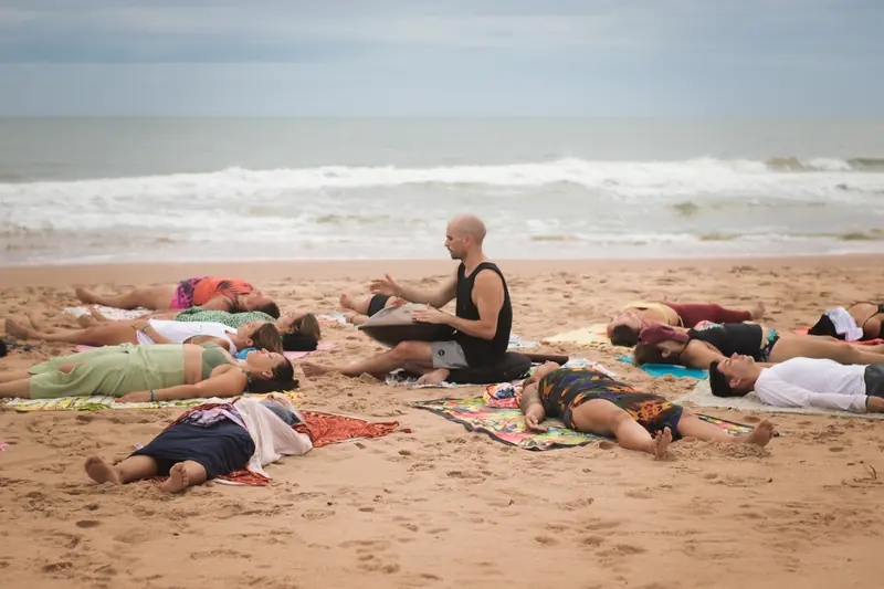 meditacao som handpan praia unah piracanga