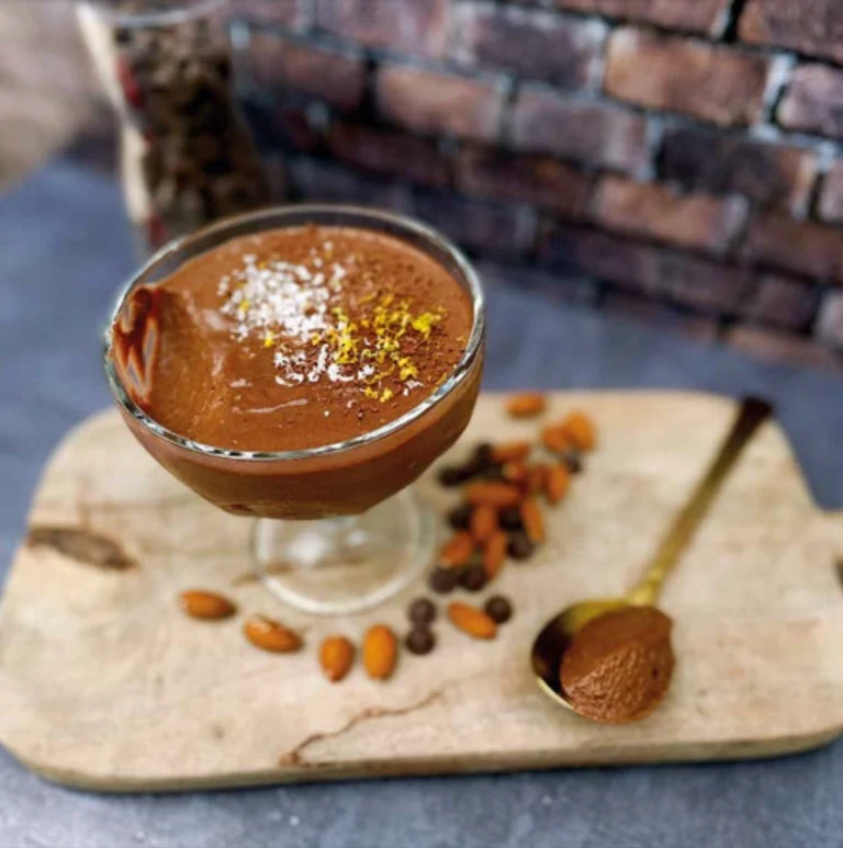 Mousse vegana de chocolate, receita do livro de receitas do Karuh